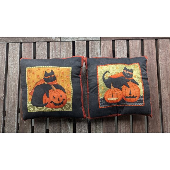 💜Handmade Halloween Cat Pillows (Set of 2) - Picture 8 of 9